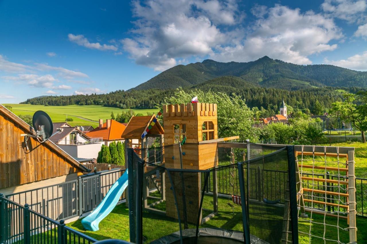 Apartments Pemikas II Liptovský Mikuláš Екстериор снимка